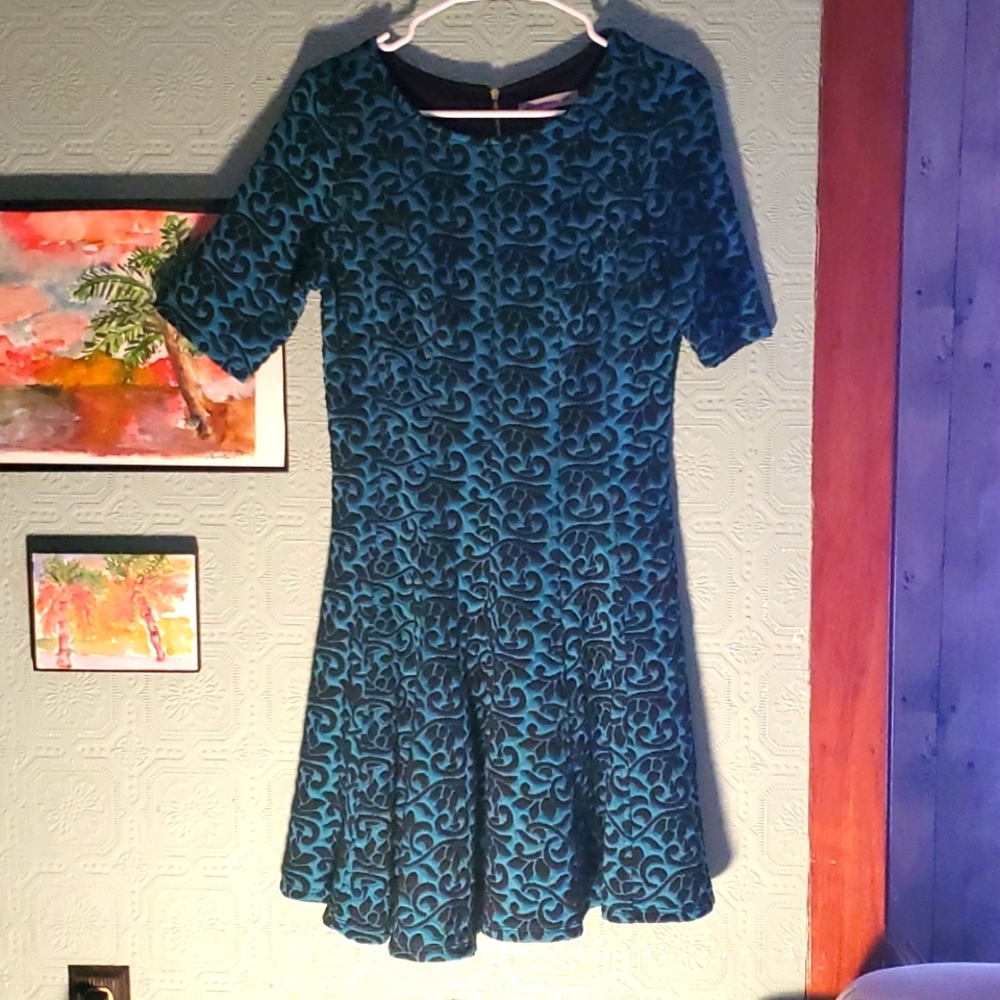 Women's size 10 patterned dress